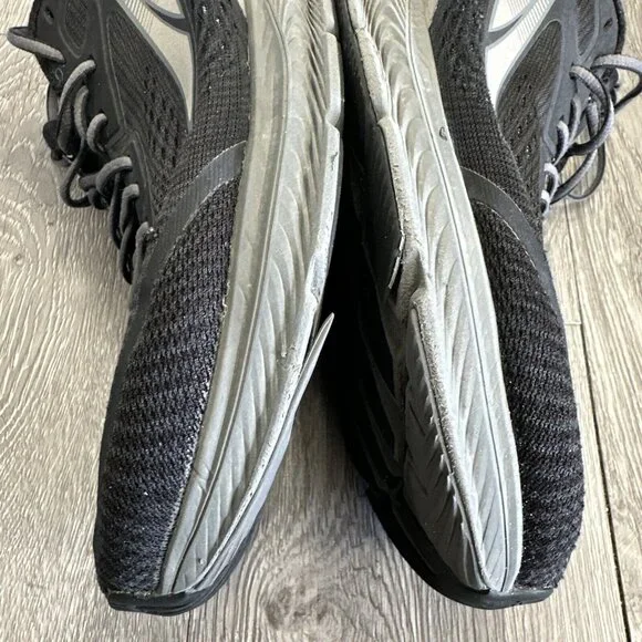 Altra Men's Torin 5 Running Shoe Size 11.5 Black Sneaker Zero Drop Wide Toe Box